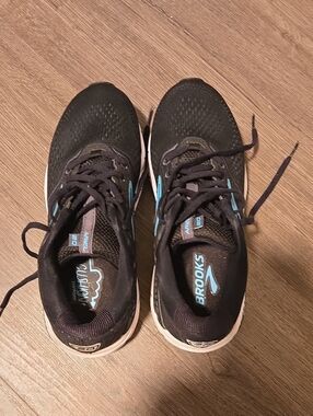 Brooks Black with Light Blue Accent Running Sneakers